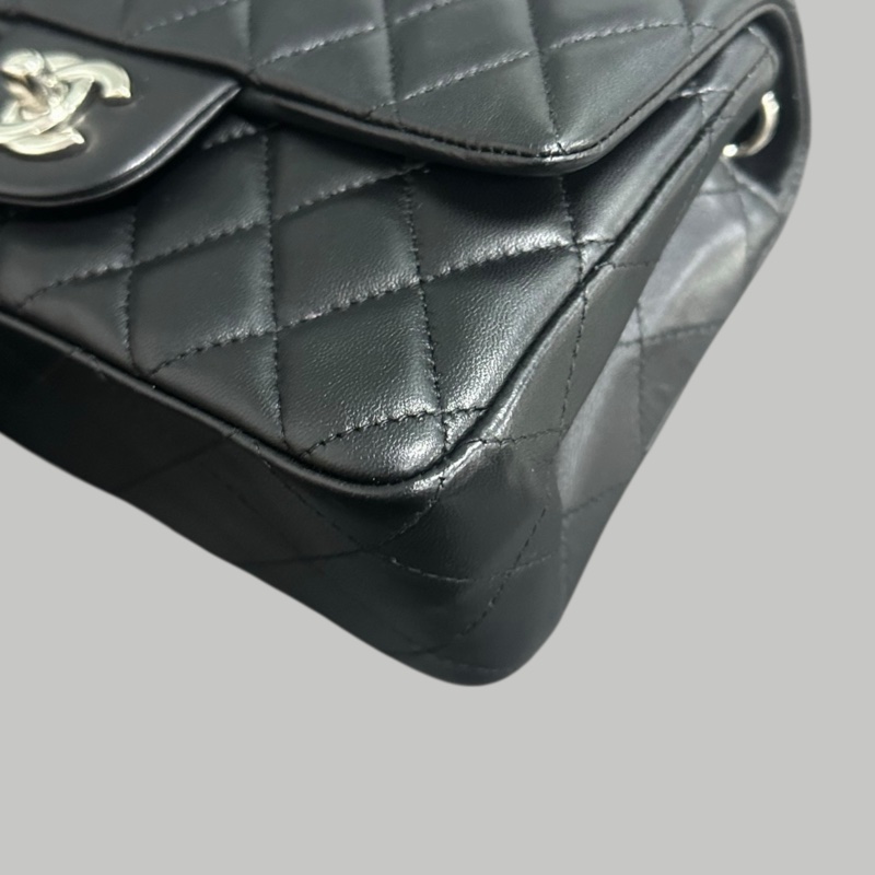 Chanel Lambskin 20cm 羊皮大mini-4