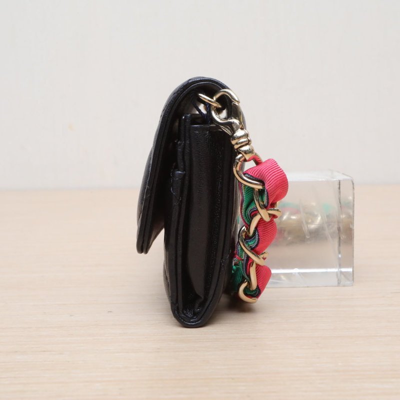 CHANEL 黑色羊皮30開金扣彩虹鏈條CFMiniWoc肩背包-3