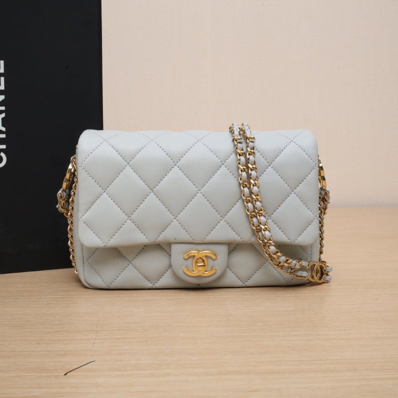 CHANEL CF口蓋包大Mini20淺藍色羊皮晶片開金扣雙C吊飾雙皮穿鏈肩背包-0