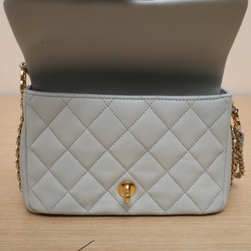 CHANEL CF口蓋包大Mini20淺藍色羊皮晶片開金扣雙C吊飾雙皮穿鏈肩背包-2