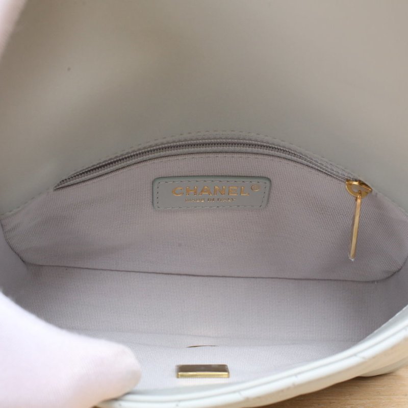 CHANEL CF口蓋包大Mini20淺藍色羊皮晶片開金扣雙C吊飾雙皮穿鏈肩背包-3