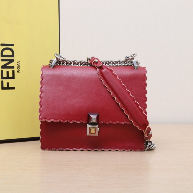 FENDI KANI小號花邊紅色牛皮金銀扣肩背包-0