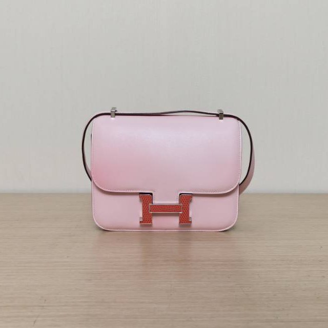 HERMES Constance康康193Q新櫻花粉Swift皮/蜥蜴皮T刻蜥蜴皮扣肩背包-0