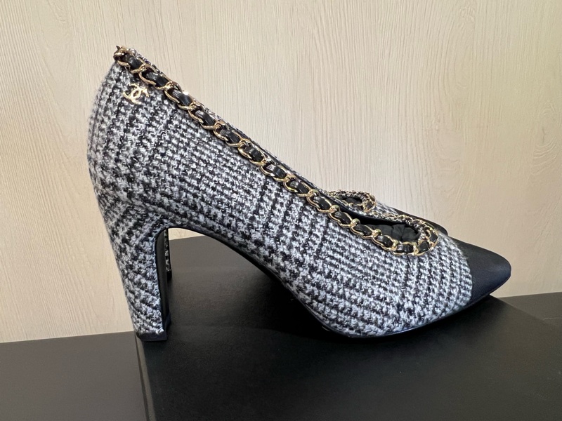 Chanel小香 香奈兒毛呢皮穿鏈氣質跟鞋（全新）-3