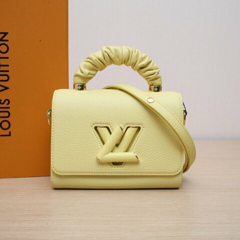 LOUIS VUITTON 黃色牛皮晶片TWISTOneHandle褶皺手提小號18肩背包