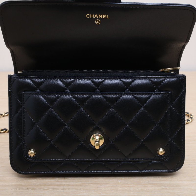 CHANEL 黑色羊皮晶片開金扣25B手柄郵差woc鏈條包19肩背包-3