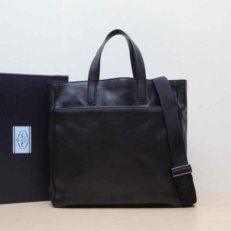 PRADA 黑色牛皮托特包手提包肩背包-0