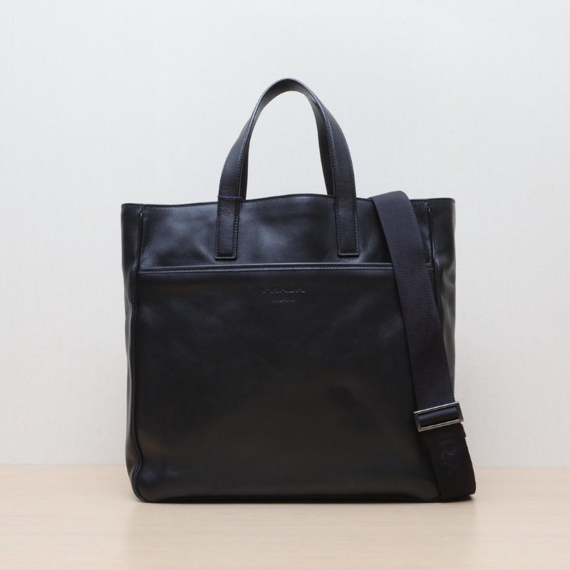 PRADA 黑色牛皮托特包手提包肩背包-1