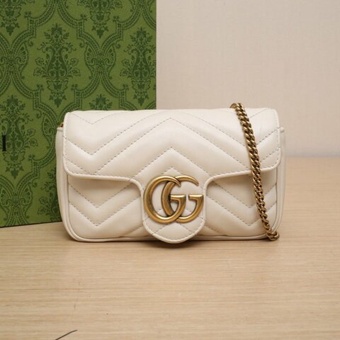 GUCCI GGMarmont肩背包超Mini16.5白色牛皮金扣肩背包