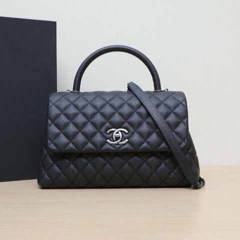CHANEL CocoHandle中號29黑色荔枝牛皮23開銀扣肩背包