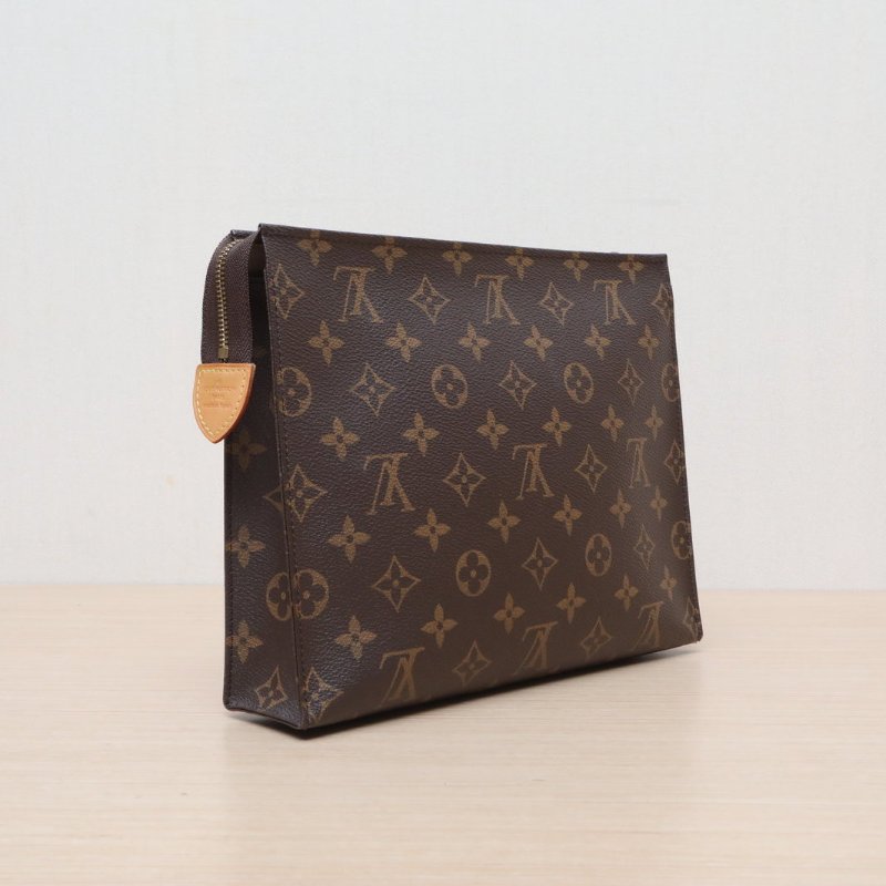 LOUIS VUITTON PocheToilette26號洗漱包老花PVC2016肩背包-4