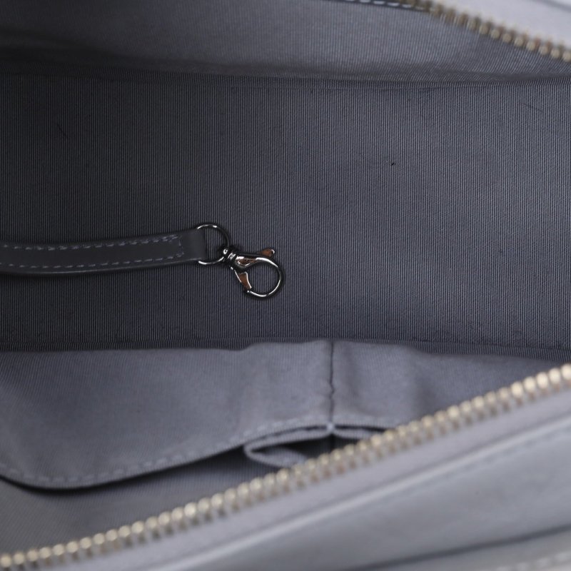 CHANEL GABRIELLE流浪中號28灰色牛皮28開金銀扣肩背包-2