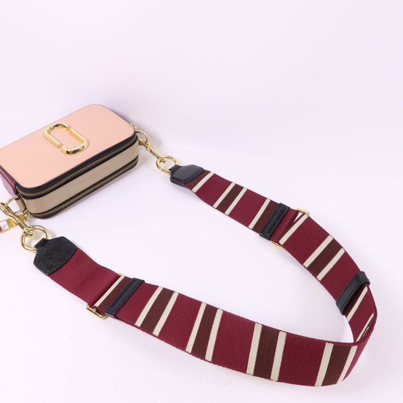 MARC JACOBS 牛皮皮革Snapshot Bag金扣肩背袋-4