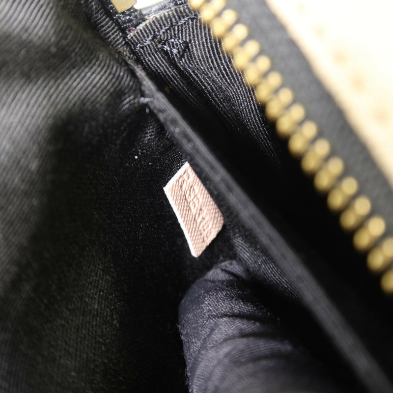 MARC JACOBS 牛皮皮革Snapshot Bag金扣肩背袋-8