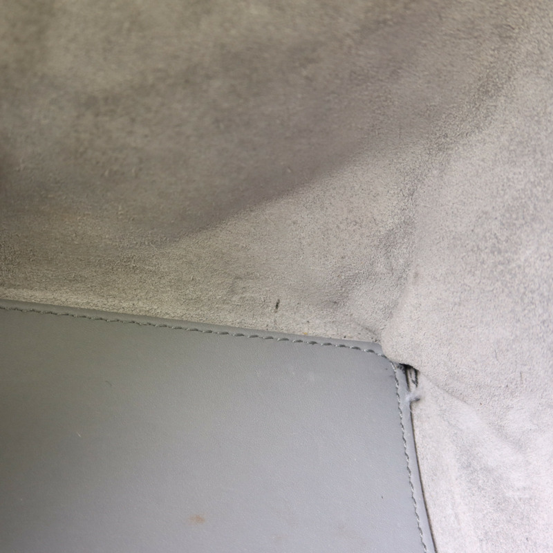 Dior 牛皮皮革Toujours Medium金扣手挽袋-18