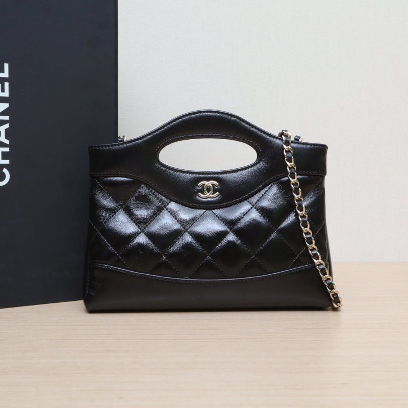 CHANEL 31BagNano橫版20.5黑色羊皮鐳射標淺金扣肩背包-0