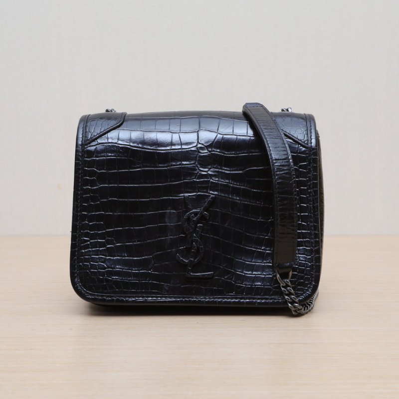 SAINT LAURENT NikiWoc鱷魚壓紋黑色牛皮磨砂銀扣肩背包-1