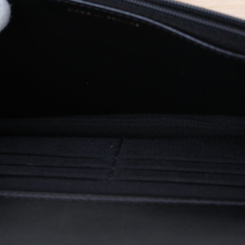 CHANEL 21PCFWOC19黑色羊皮31開淺金扣菱格紋金屬徽章皮穿鏈肩背包-3