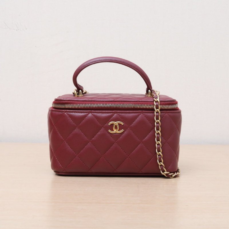 CHANEL 21A長盒子化妝包無鏡子17酒紅色羊皮31開金扣皮手柄肩背包-1