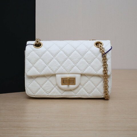 CHANEL 2.55口蓋包迷你20牛皮晶片開金扣白色肩背包