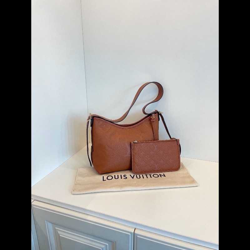 LV Carry all small-1