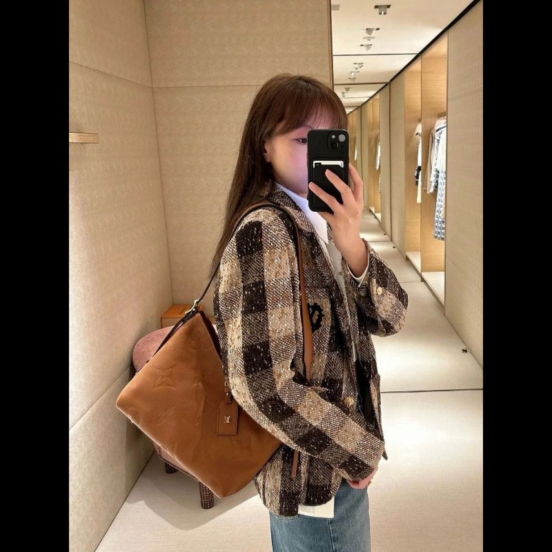 LV Carry all small-9