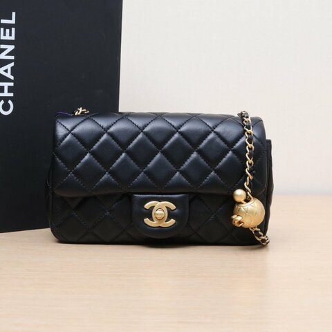 CHANEL CF口蓋包大Mini2030開金扣黑色羊皮金球調節扣肩帶肩背包