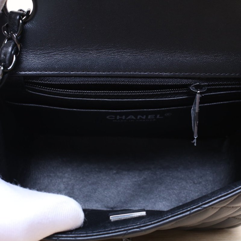 CHANEL CF口蓋包方胖子17黑色羊皮晶片開黑扣肩背包-3