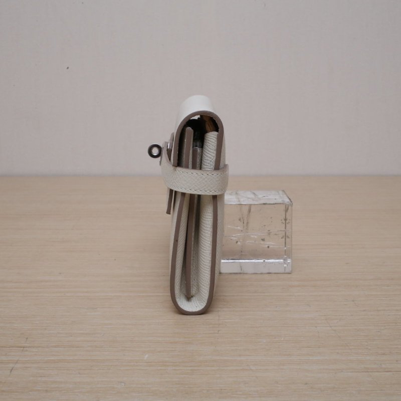 HERMES Kelly長款錢包10奶昔白Epsom皮A刻銀扣肩背包-4