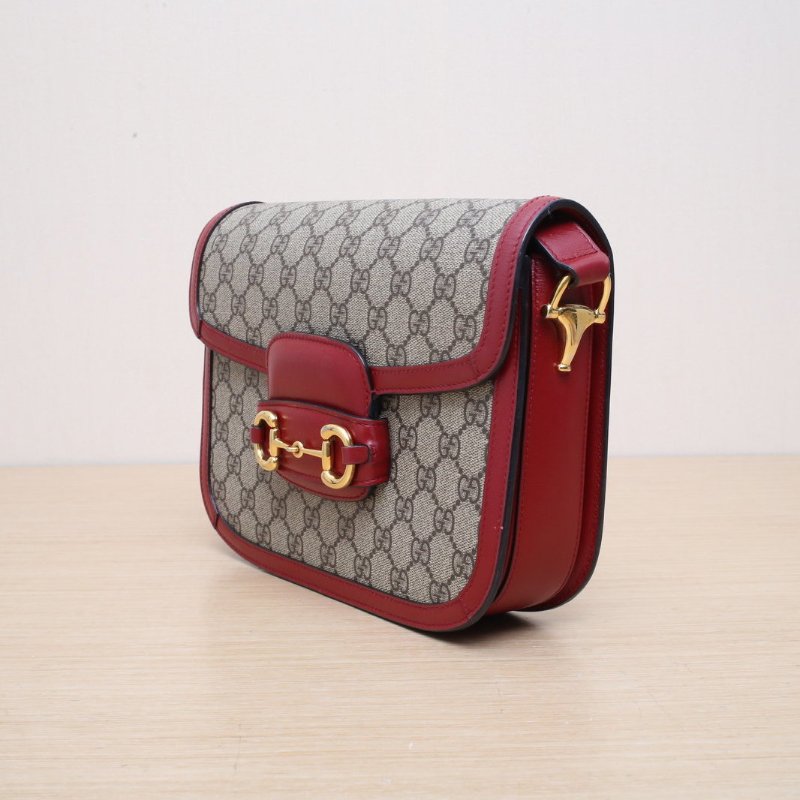 GUCCI Horsebit馬銜扣1955馬鞍包小號25紅色PVC金扣帆布肩背包-4