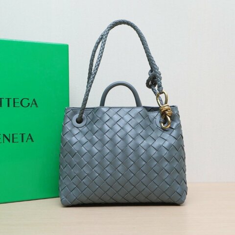 BOTTEGA VENETA Andiamo編織磁扣開合小號羊皮石板色肩背包