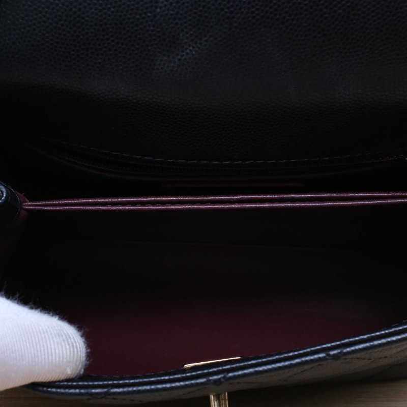 CHANEL CocoHandle小號24黑色荔枝牛皮晶片開金扣蜥蜴壓紋手柄肩背包-4