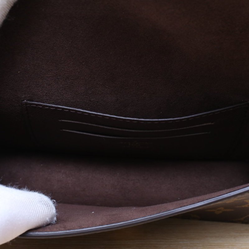 LOUIS VUITTON LILYWOC老花PVC晶片肩背包-3