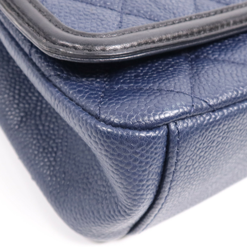 CHANEL 牛皮皮革Filigree Chain Bag金扣鏈帶肩背袋-5