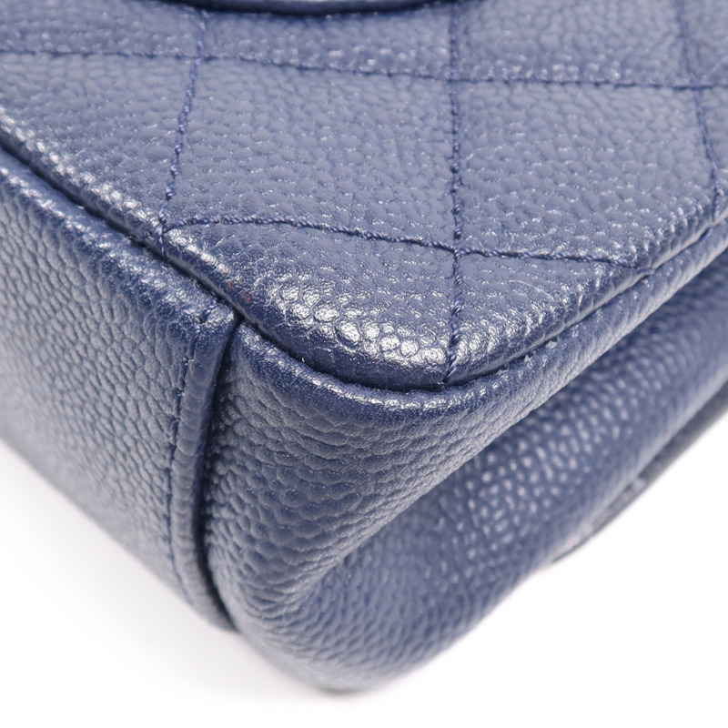 CHANEL 牛皮皮革Filigree Chain Bag金扣鏈帶肩背袋-6