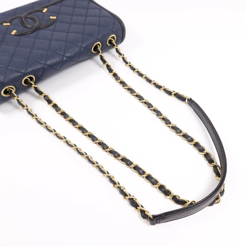 CHANEL 牛皮皮革Filigree Chain Bag金扣鏈帶肩背袋-10