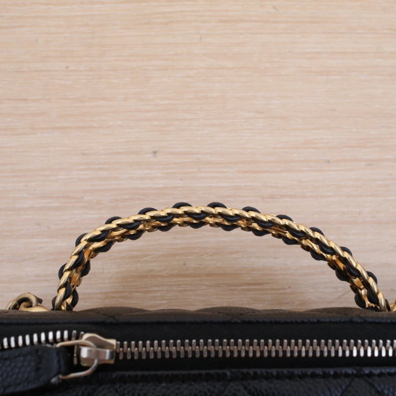 CHANEL 22S手提長盒子化妝包帶鏡子16黑色荔枝牛皮31開金扣雙皮穿拼金屬字母手柄肩背包-2