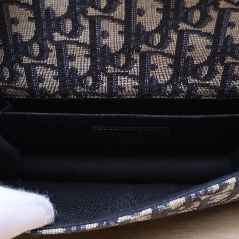 DIOR 30Montaigne蒙田EAST-WEST鏈條包21肩背包-3