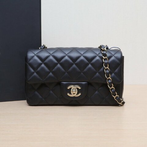 CHANEL CF口蓋包大Mini20黑色羊皮晶片開金扣肩背包