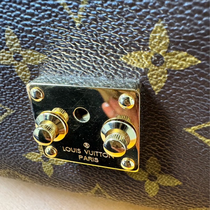 精典Lv郵差包-26