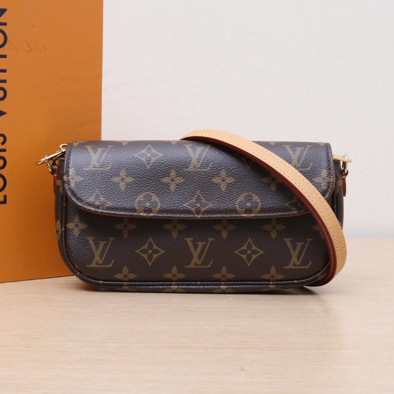 LOUIS VUITTON IVY鏈條腋下包老花PVC金扣晶片肩背包-0