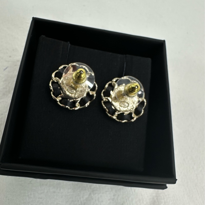 CHANEL香奈兒-24A復古紫色琺瑯皮穿鏈條圓形雙C耳環-3