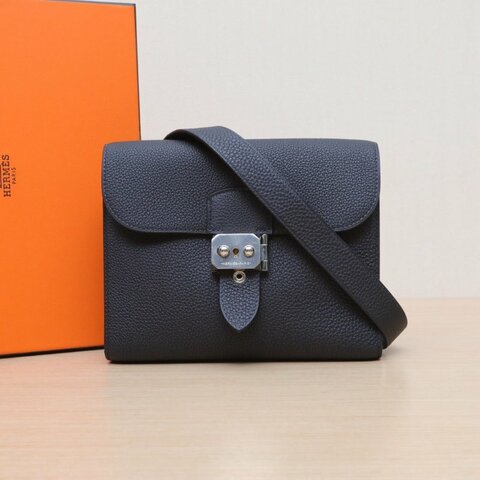 HERMES SacaDepeches斜挎包213Y軟呢色Togo皮U刻銀扣肩背包