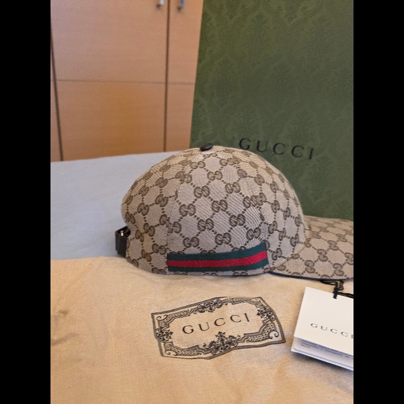 gucci 鴨舌帽 老花款-1