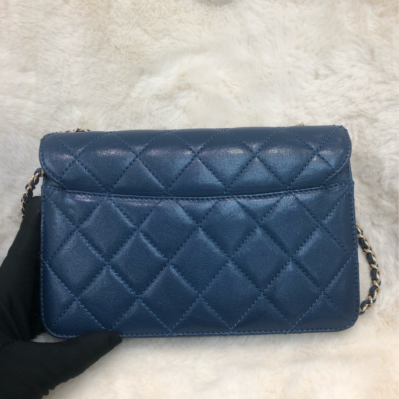 Chanel 藍色大琺瑯扣鏈條包 XB891-1