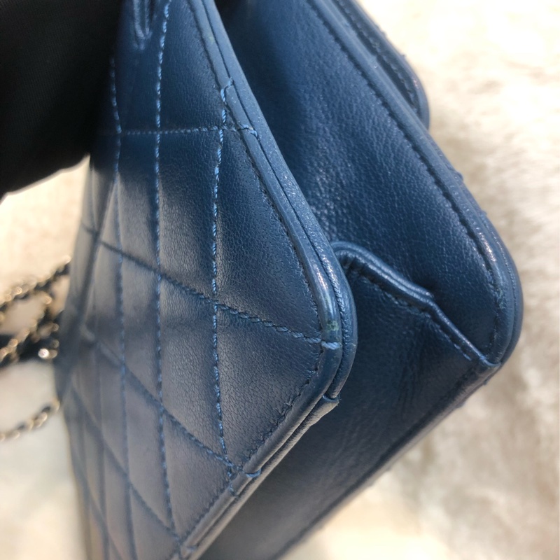 Chanel 藍色大琺瑯扣鏈條包 XB891-7