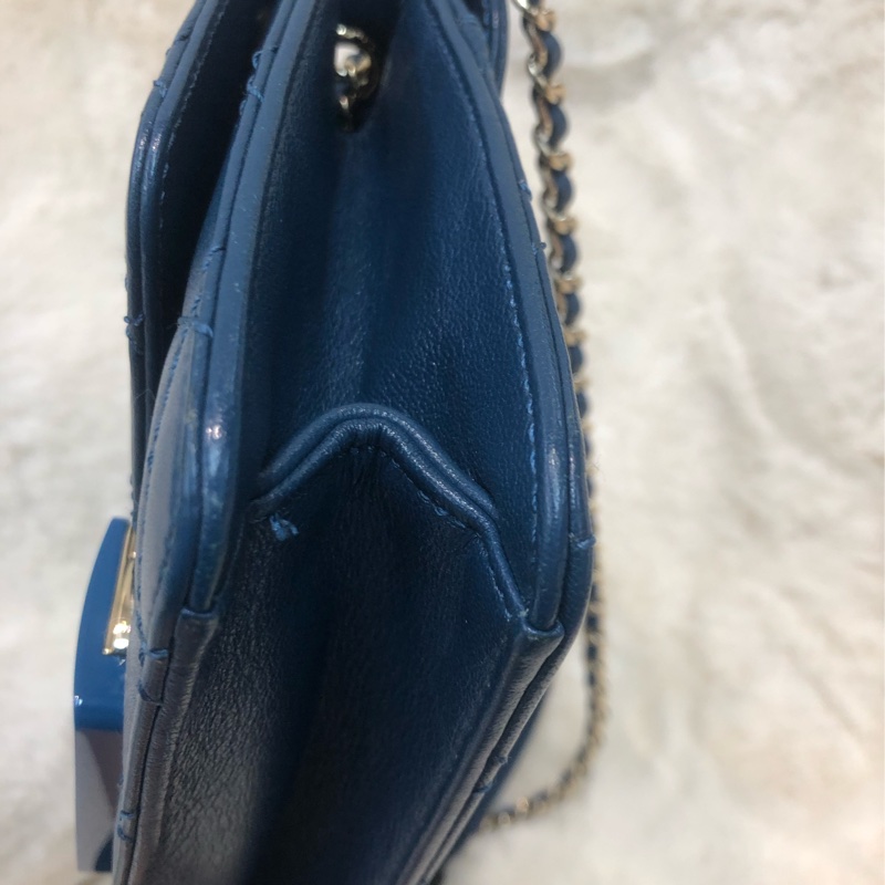 Chanel 藍色大琺瑯扣鏈條包 XB891-9