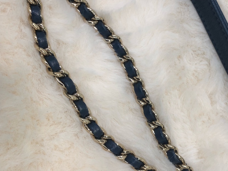 Chanel 藍色大琺瑯扣鏈條包 XB891-12