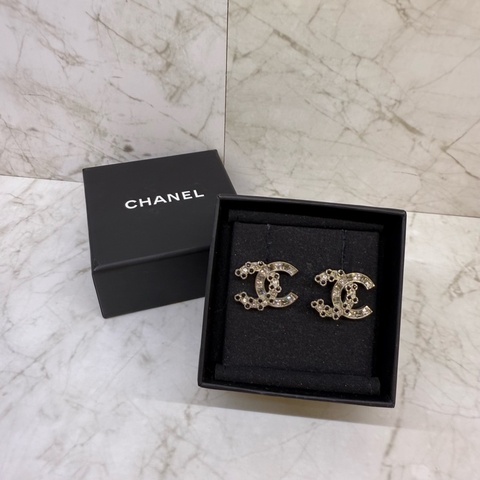 CHANEL 水鑽拼黑鑽雙C耳環