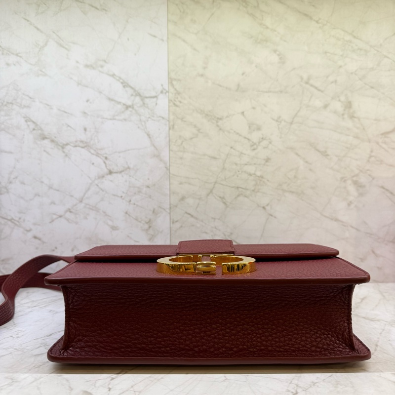 DIOR酒紅金釦蒙田包側背包24CM-4